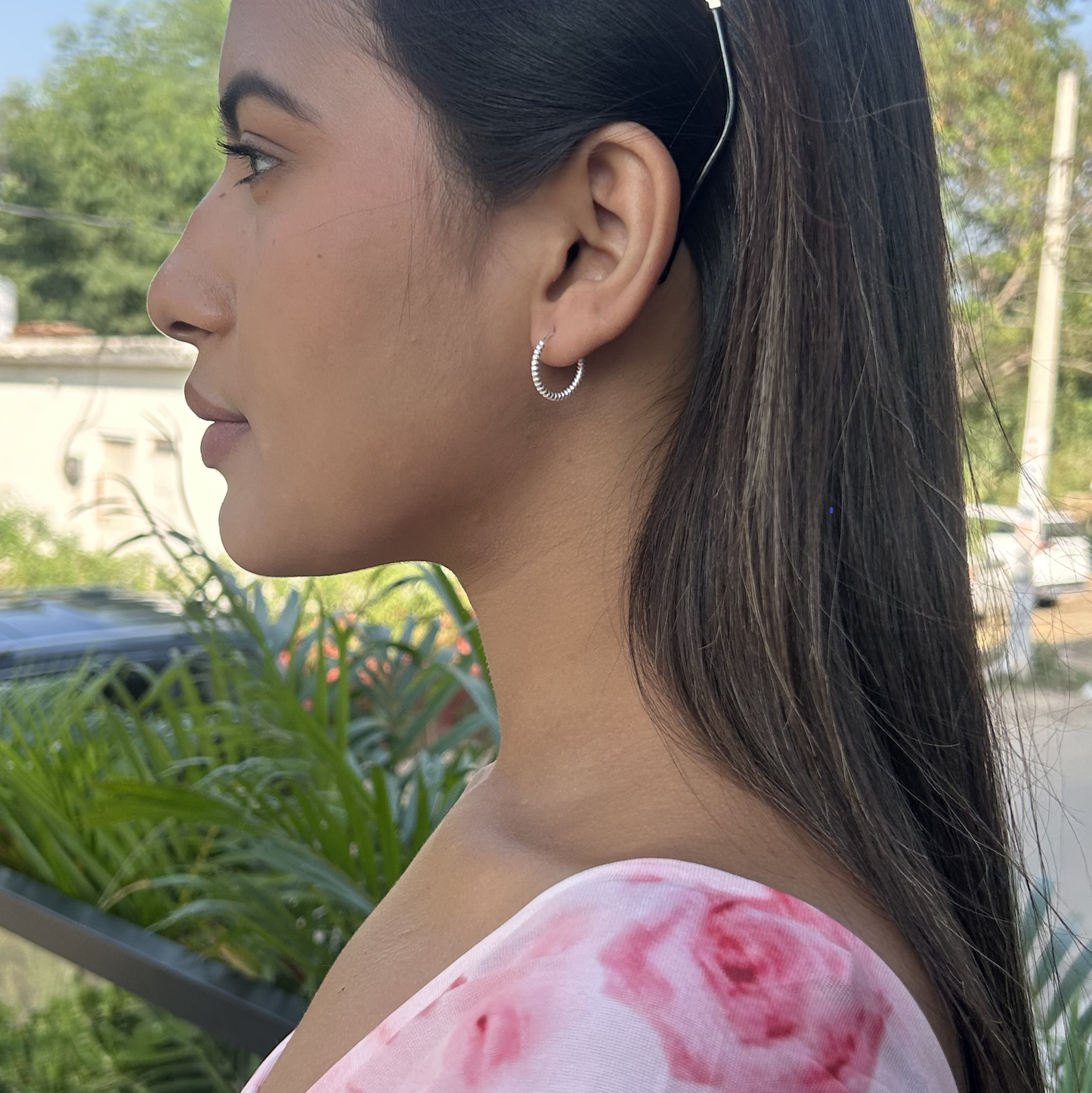 Twisted Silver Hoops