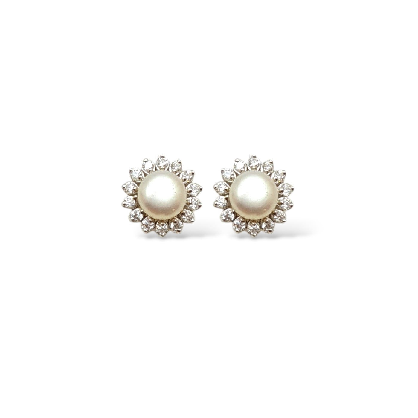 Pearl Floral Earrings Silver