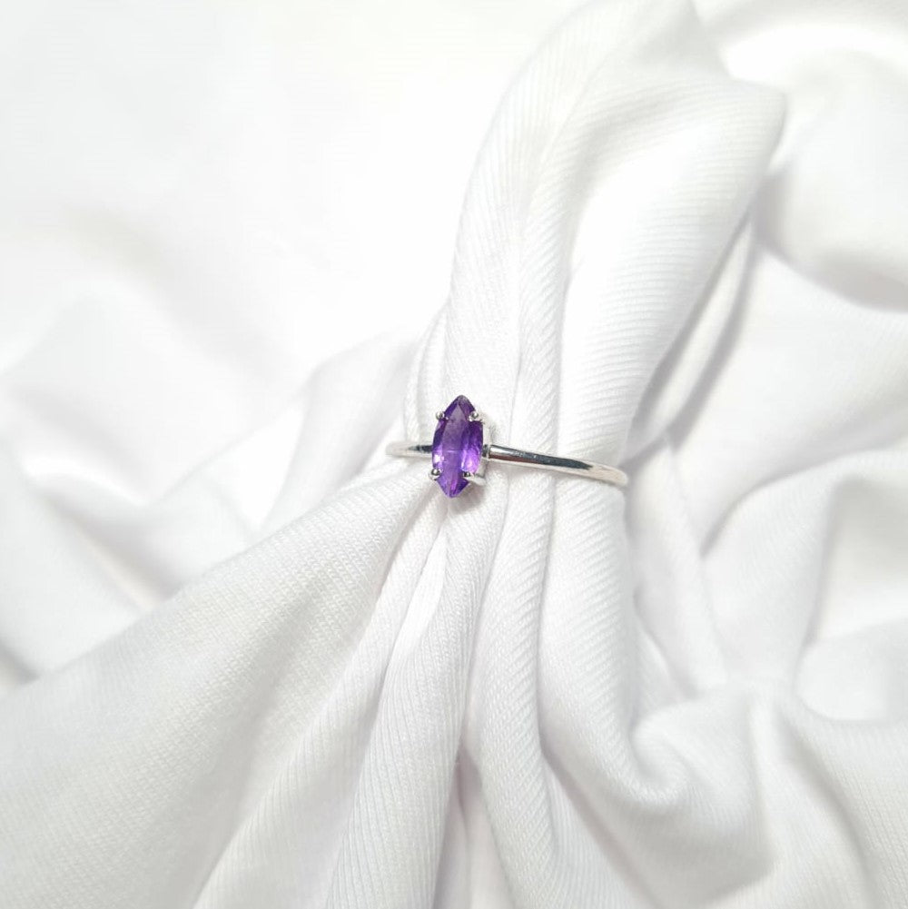 Mini Marquise Birthcolor Ring